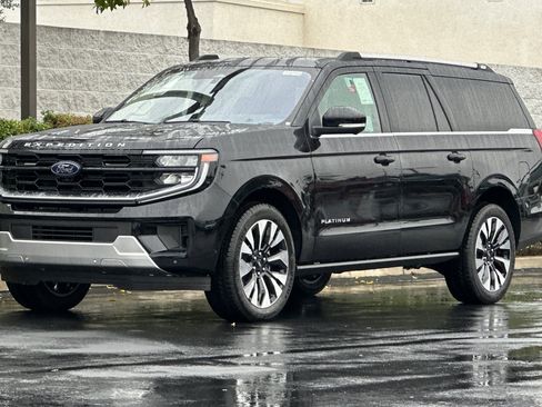 New 2025 Ford Expedition Max Platinum w/ Platinum Ultimate Package image 8