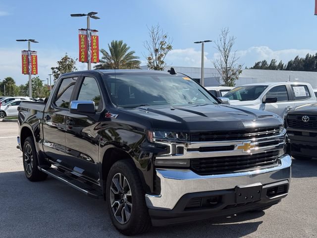 Used 2021 Chevrolet Silverado 1500 LT AWD/4WD image 5