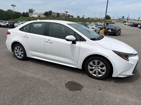 Used 2024 Toyota Corolla LE FWD image 10