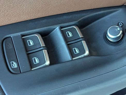 Used 2016 Audi Q3 2.0T Premium Plus image 22