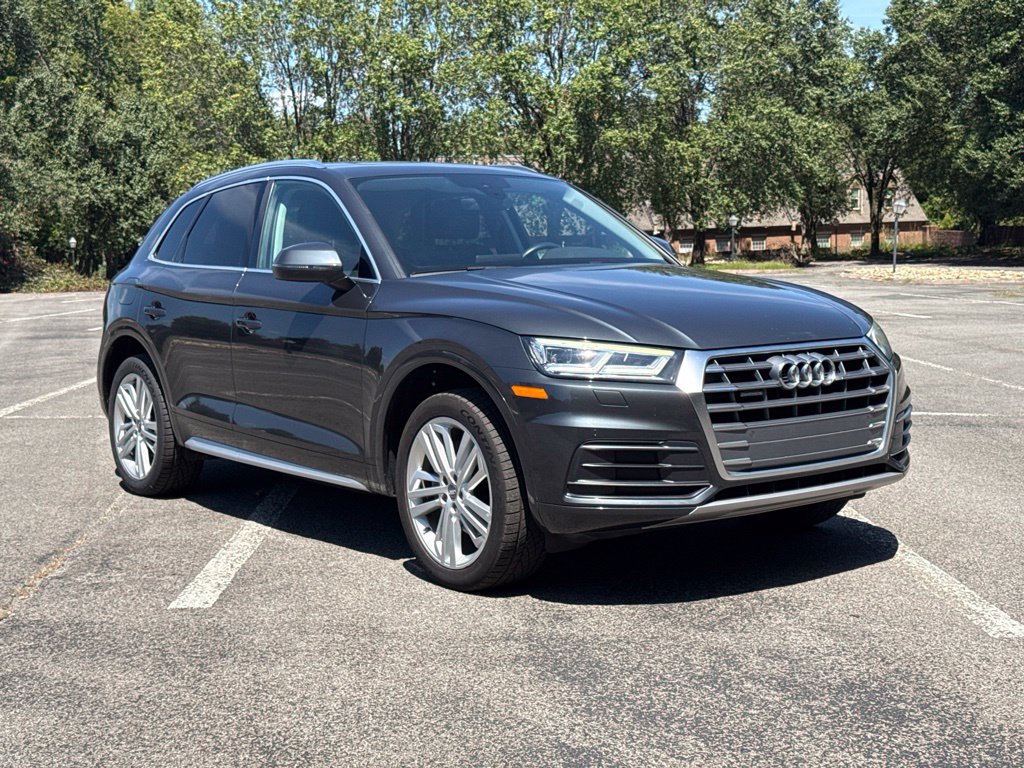 Used 2019 Audi Q5 Premium w/ Premium Plus Package AWD/4WD image 4