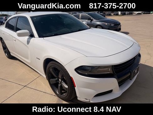 Used 2015 Dodge Charger R/T w/ Plus Group RWD image 5