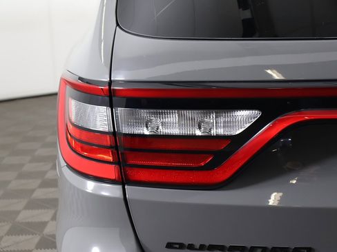 Used 2022 Dodge Durango R/T w/ Blacktop Package image 18