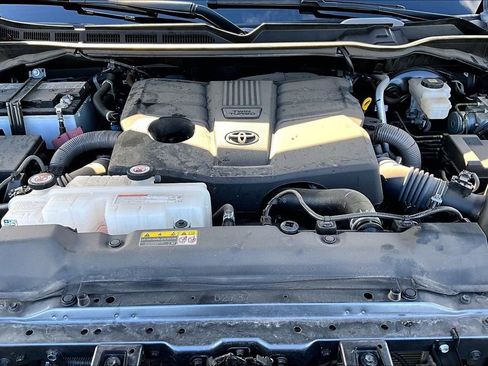 Used 2024 Toyota Tundra SR5 AWD/4WD image 9