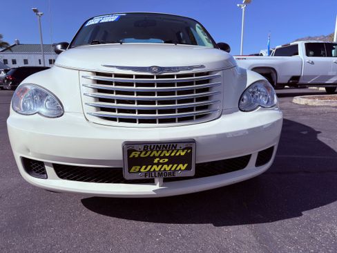 Used 2007 Chrysler PT Cruiser FWD image 66