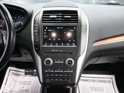 Used 2019 Lincoln MKC Reserve w/ MKC Climate Package image 21