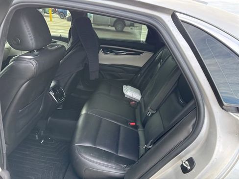 Used 2016 Cadillac XTS Platinum image 11