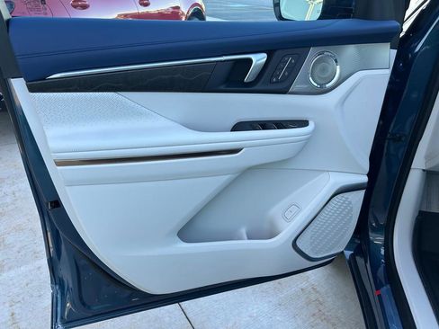 New 2026 Buick Enclave Avenir w/ Super Cruise Package image 5