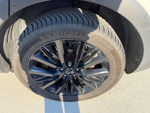 Used 2020 Kia Telluride SX w/ SX Prestige Package AWD/4WD image 35