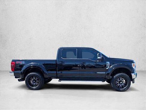 Used 2022 Ford F250 Lariat w/ Lariat Value Package AWD/4WD image 4
