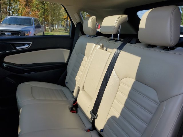 Certified 2024 Ford Edge SEL w/ Convenience Package AWD/4WD image 33