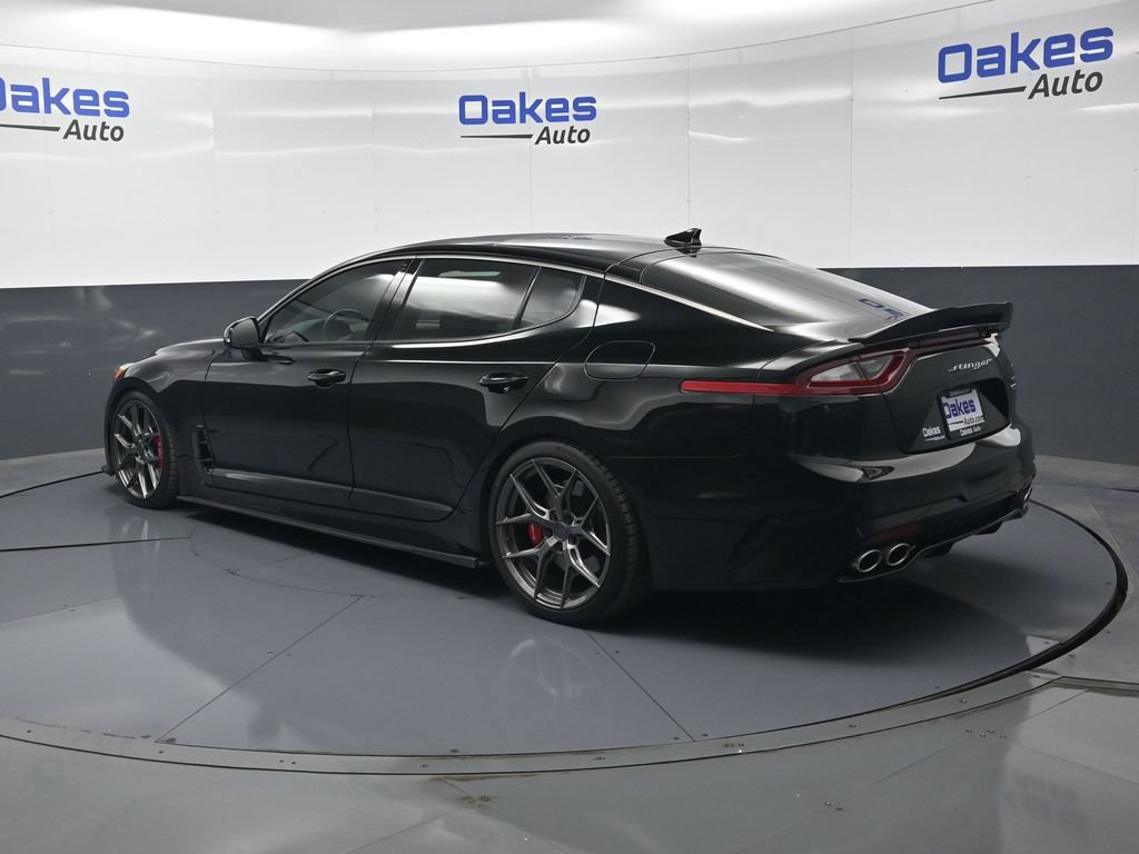 Used 2019 Kia Stinger GT1 AWD/4WD image 5