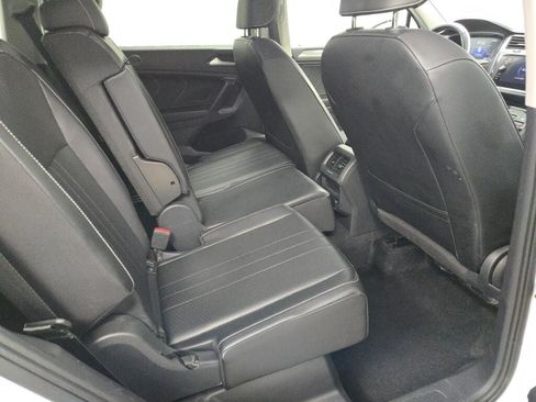 Used 2024 Volkswagen Tiguan Wolfsburg Edition image 11