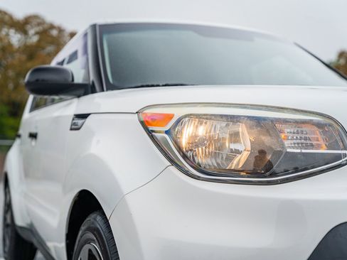 Used 2018 Kia Soul image 10