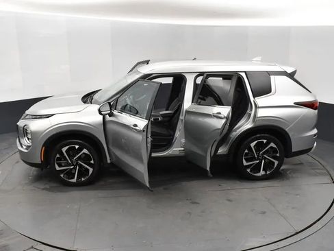 Used 2024 Mitsubishi Outlander Ralliart image 7