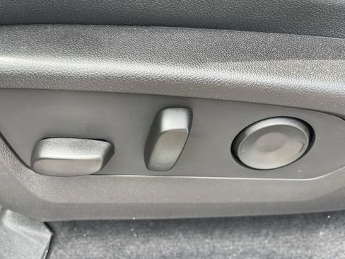 New 2026 GMC Canyon AT4 w/ Nightfall Essentials Package AWD/4WD image 12