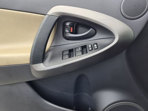 Used 2012 Toyota RAV4 Limited w/ Navigation Value Pkg image 19