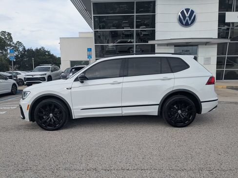 Used 2020 Volkswagen Tiguan SE R-Line FWD image 3