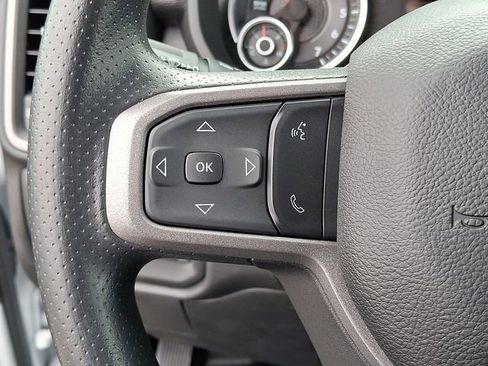 Used 2024 RAM 2500 Tradesman w/ Chrome Appearance Group image 15