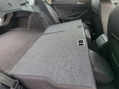 Used 2024 Volkswagen Jetta SE image 42