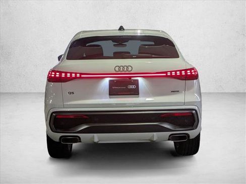 Certified 2025 Audi Q5 Premium Plus w/ Premium Plus AWD/4WD image 8