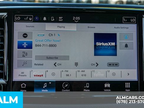 Used 2023 Chrysler Pacifica Touring-L FWD image 45