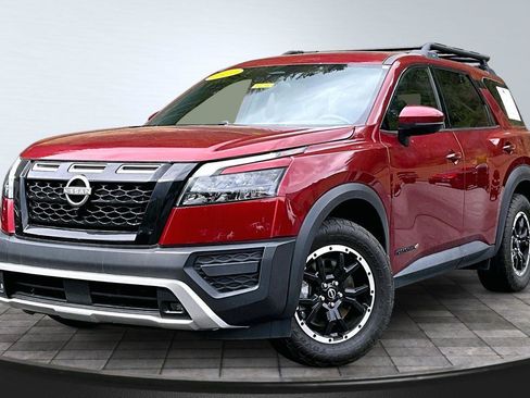 Used 2023 Nissan Pathfinder Rock Creek AWD/4WD image 12