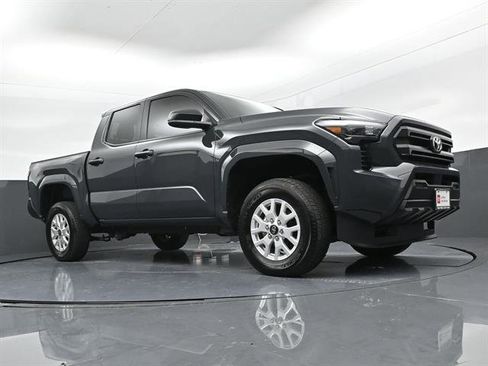 Certified 2026 Toyota Tacoma SR RWD image 29