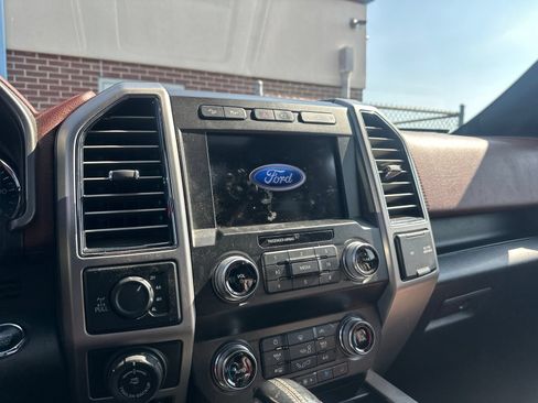Used 2020 Ford F150 Platinum w/ Equipment Group 701A Luxury AWD/4WD image 10