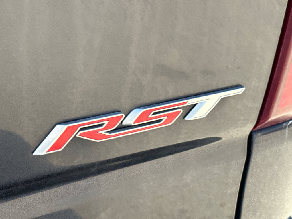 Used 2022 Chevrolet Silverado 1500 RST w/ Z71 Off-Road Package AWD/4WD image 9