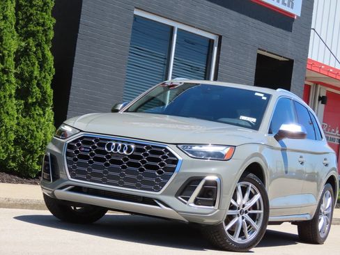 Used 2022 Audi SQ5 Premium Plus w/ Premium Plus Package AWD/4WD image 9