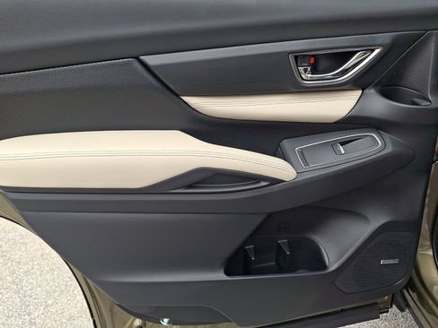 New 2026 Subaru Ascent Limited AWD/4WD image 8