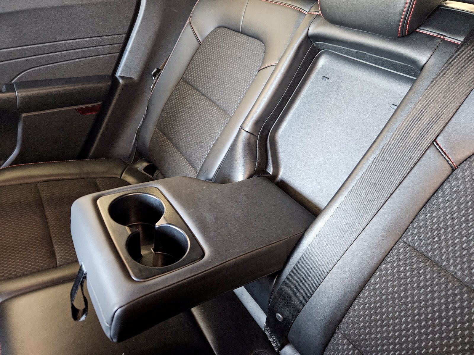 Used 2024 Ford Escape ST-Line w/ Tech Pack #1 FWD image 43