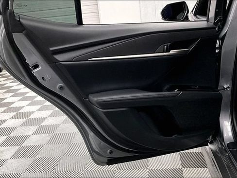 Used 2025 Toyota Camry XSE FWD image 23