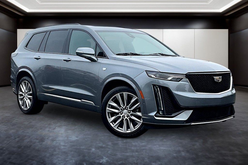 Used 2021 Cadillac XT6 Sport AWD/4WD image 1