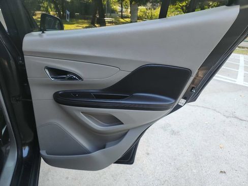 Used 2015 Buick Encore FWD image 28