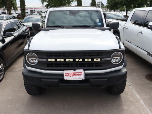 Used 2023 Ford Bronco 2-Door image 4