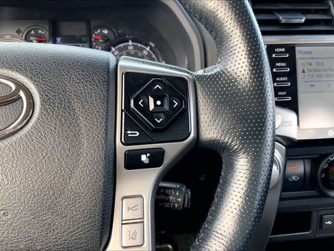 Used 2023 Toyota 4Runner SR5 Premium image 23