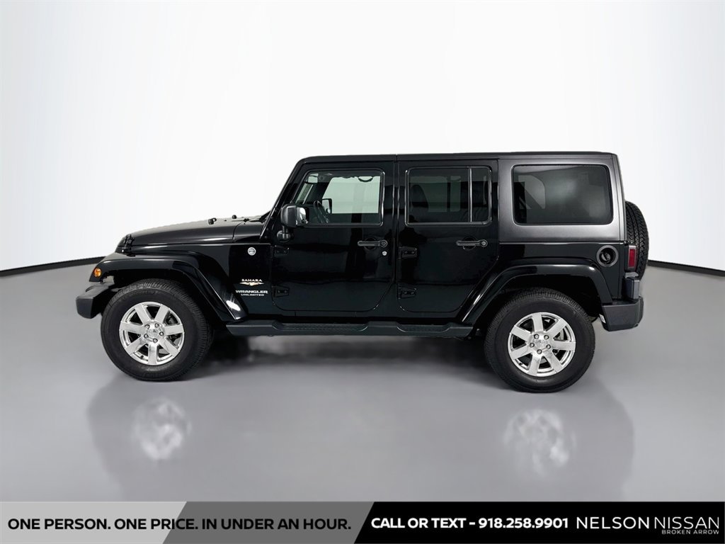 Used 2015 Jeep Wrangler Unlimited Sahara AWD/4WD image 8