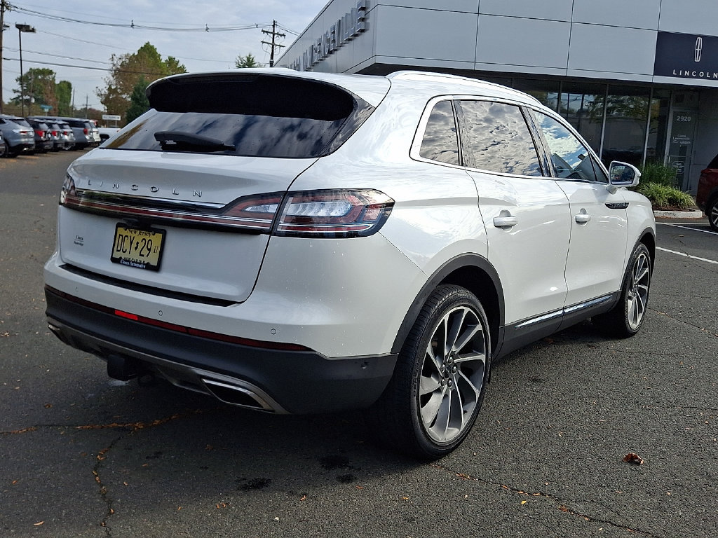 Used 2023 Lincoln Nautilus Reserve w/ Equipment Group 202A AWD/4WD image 9
