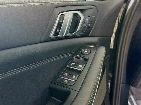 Used 2024 BMW X5 xDrive40i w/ M Sport Package image 18