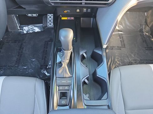 Certified 2025 Toyota Camry SE image 17