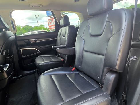 Used 2020 Kia Telluride S FWD image 20