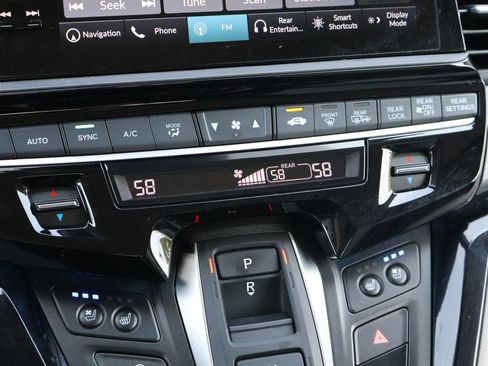 Certified 2026 Honda Odyssey Elite image 25