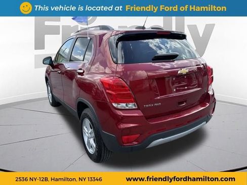 Used 2020 Chevrolet Trax LT w/ Driver Confidence Package AWD/4WD image 6