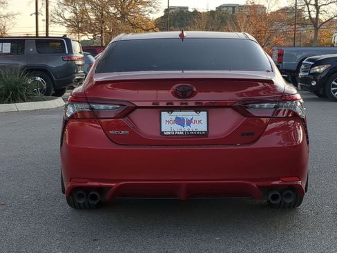 Used 2023 Toyota Camry XSE image 4
