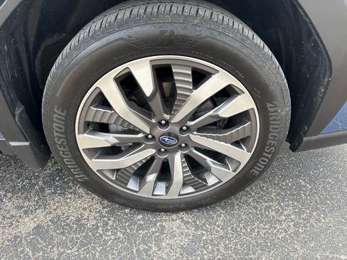 Used 2025 Subaru Forester Touring image 11