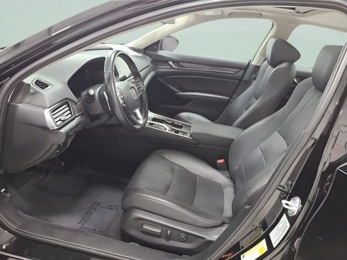 Used 2022 Honda Accord Touring image 18