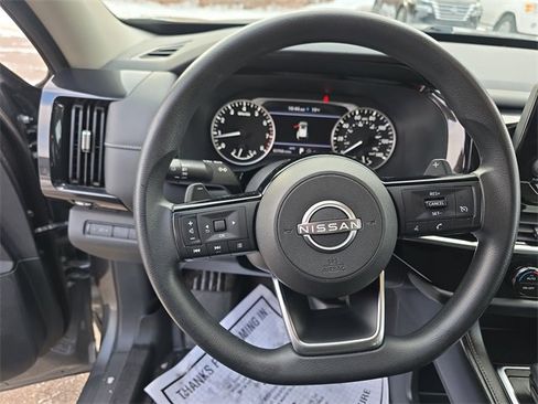 Certified 2022 Nissan Pathfinder S image 14