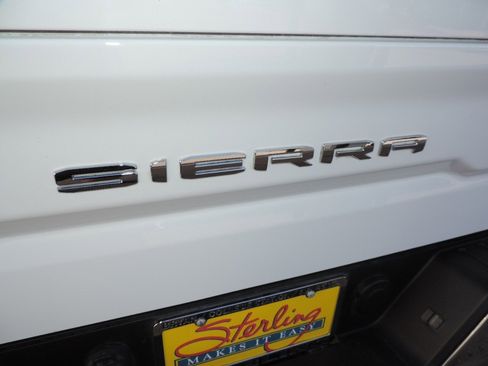 Certified 2023 GMC Sierra 1500 SLT image 14